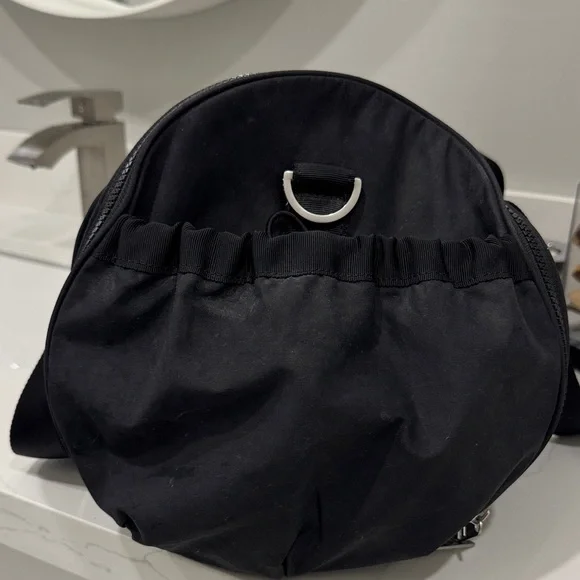 lululemon athletica Black Duffel Bag - Picture 3 of 8